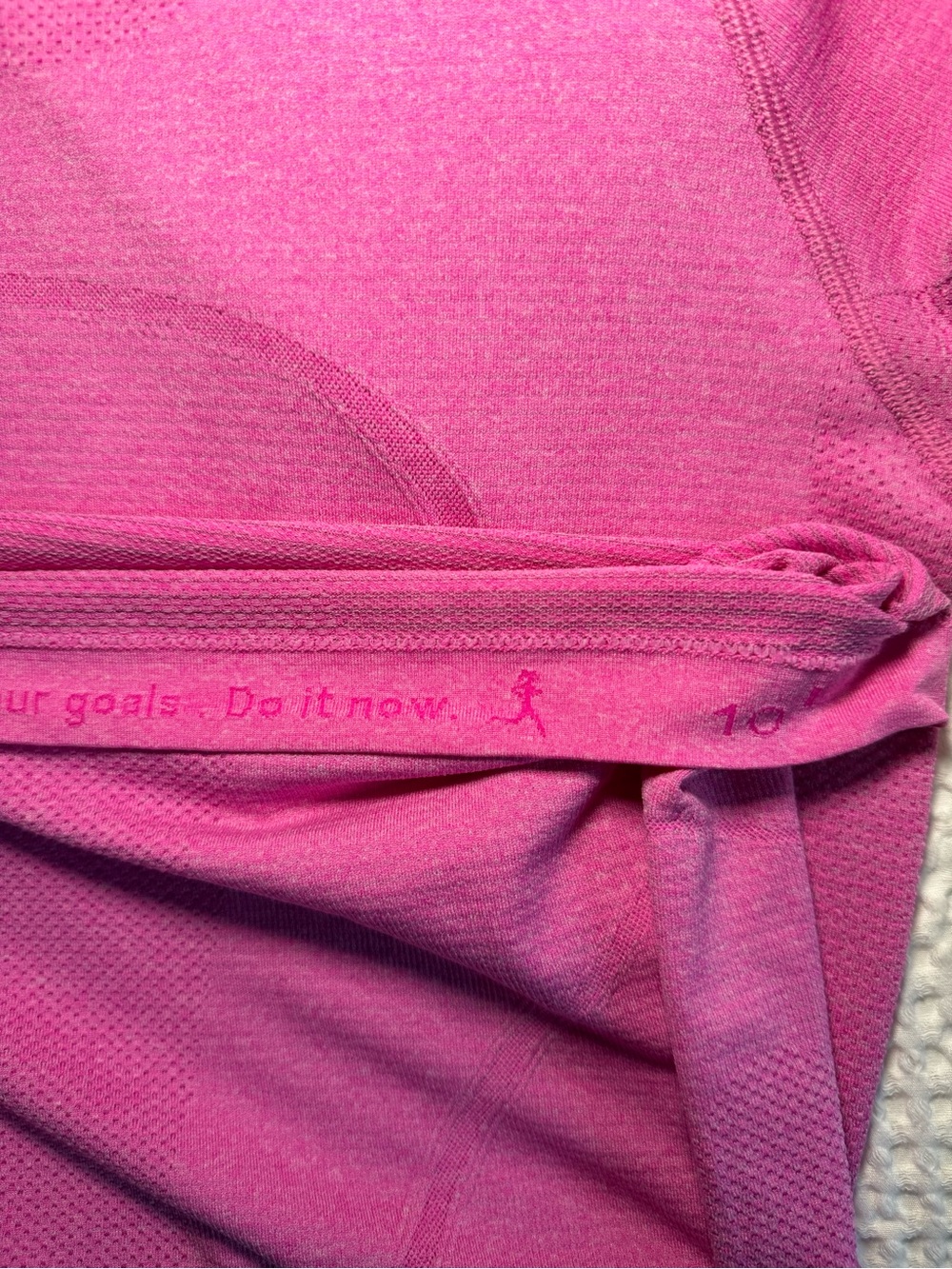Lululemon Run Swiftly Tech Short Sleeve Heathered Raspberry - Picture 5 of 5
